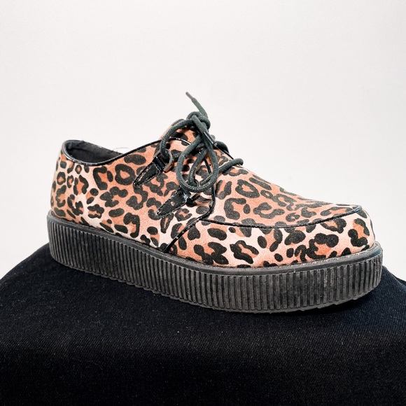 platform cheetah print sneakers! - Picture 2 of 2